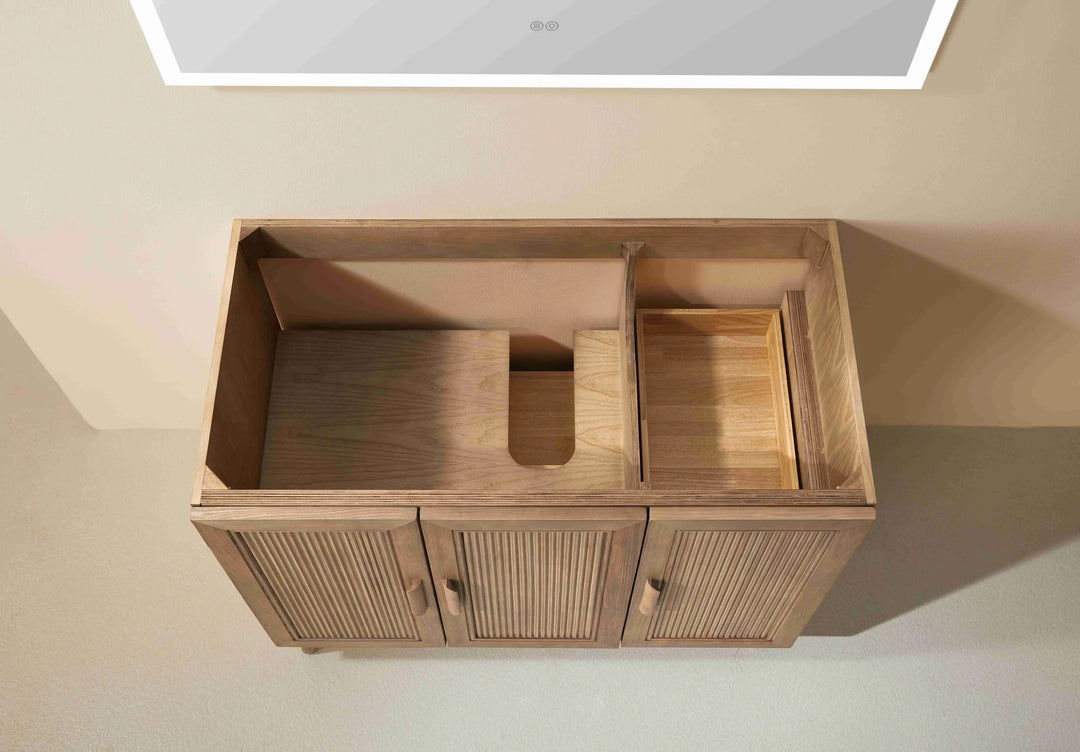 Elora 42″ Bathroom Vanity with Quartz Top - Oak - Decoronto