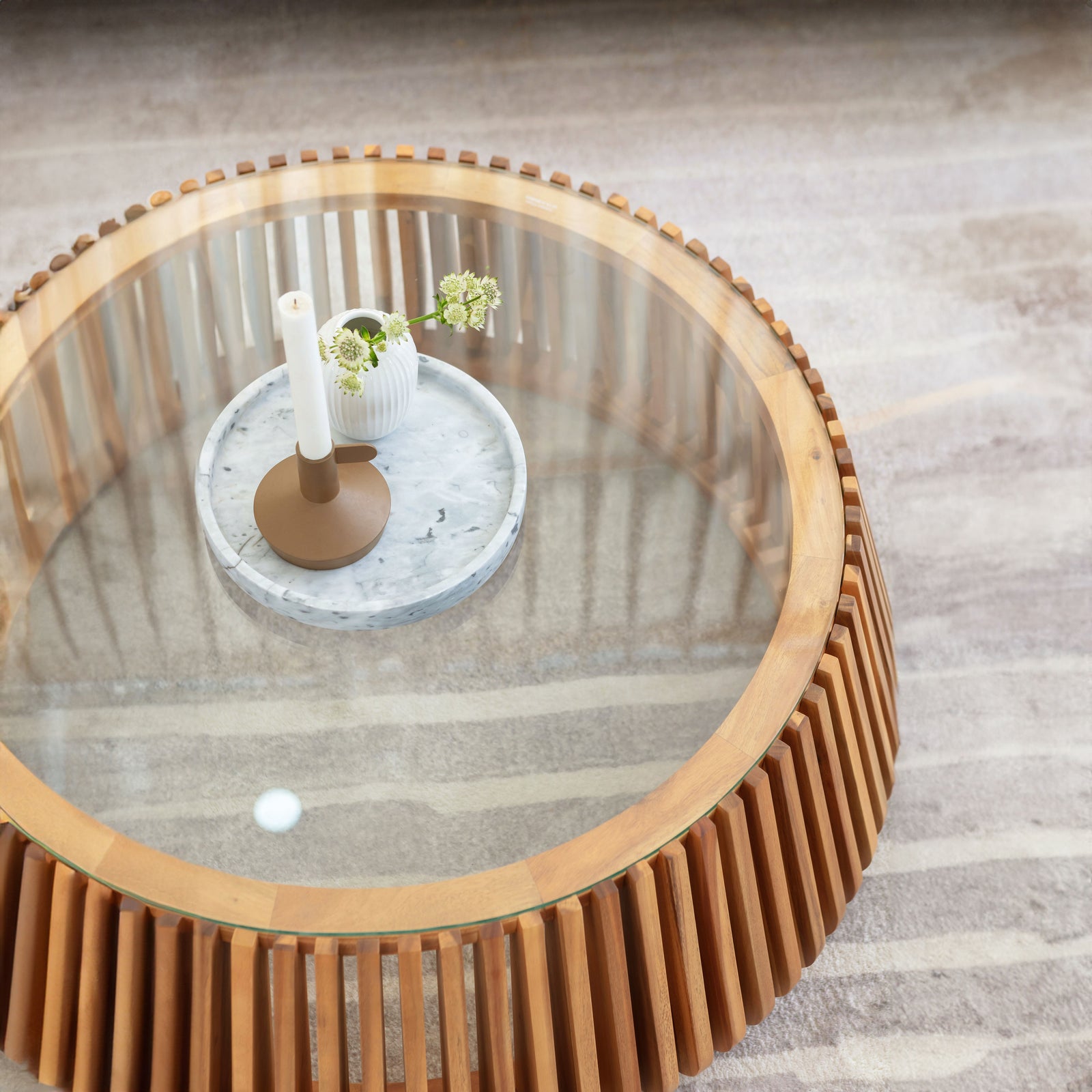 Solace coffee table tempered clear glass top close-up