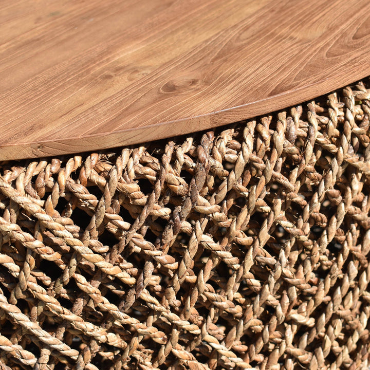 Cayo handwoven two-toned abaca base close-up artisan craftsmanship