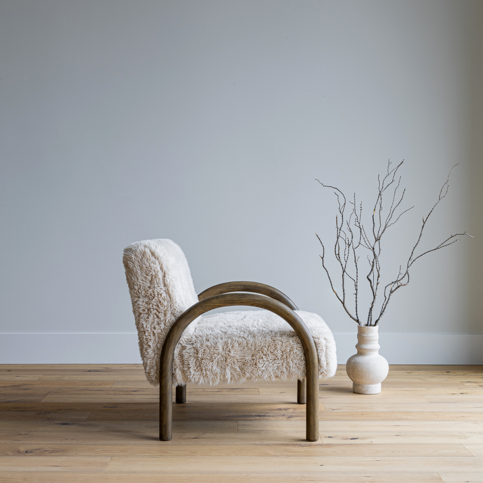 Eros Chair - Shaggy Sand - Decoronto