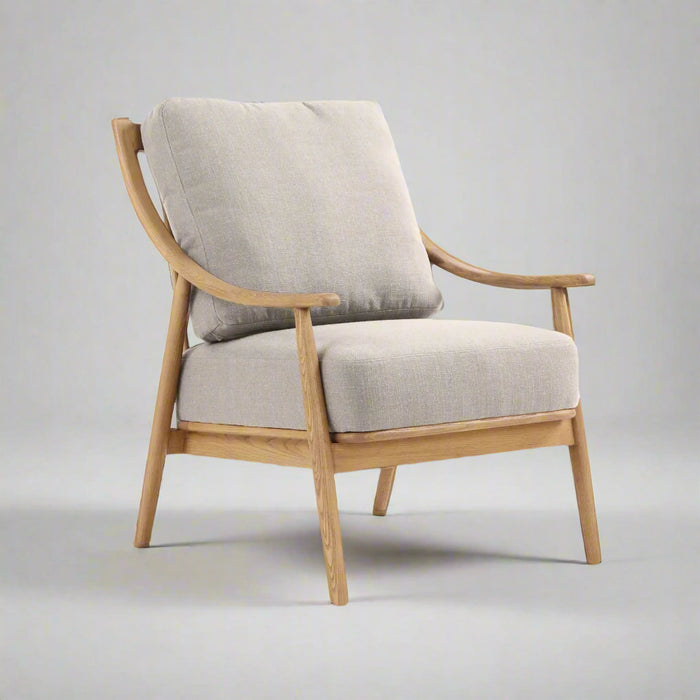 Kinsley Club Chair - Light Linen Cushions / Natural Frame - Decoronto